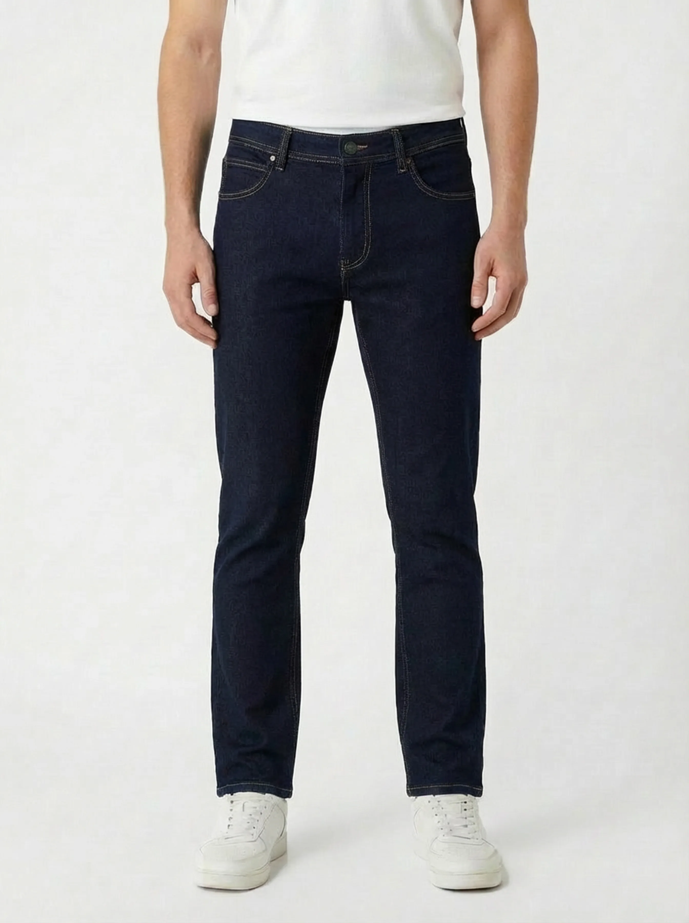 CALÇA CASUAL JEANS AMACIADA C/ BOLSO FACA E COSTURA CONTRASTANTE