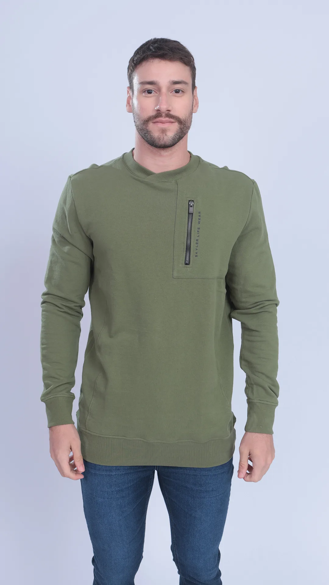 MOLETOM CASUAL C/ BOLSO E ZÍPER E SILK RELEVO SKYLER