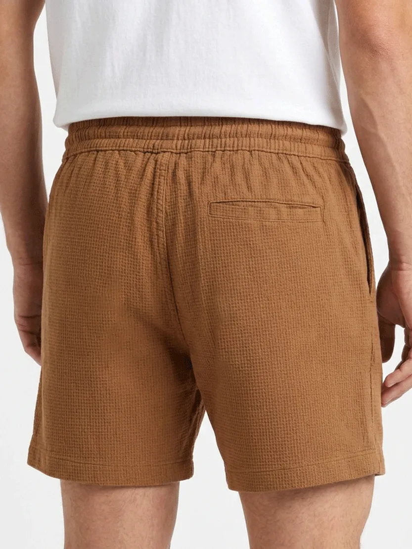 SHORT CASUAL MAQUINETADO C/ CÓS DE ELÁSTICO