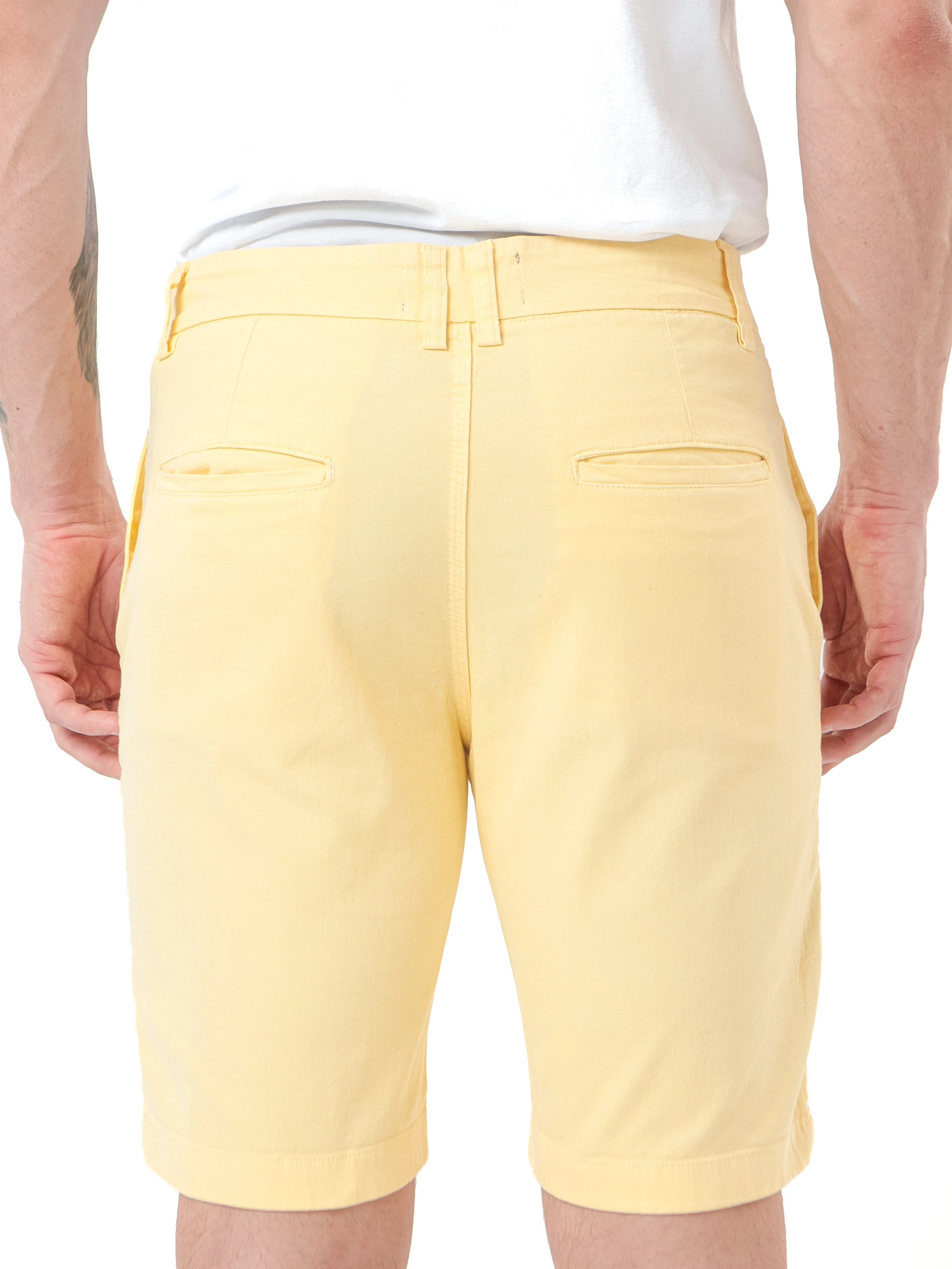 BERMUDA WEEKEND CASUAL C/ COMPOSE LISTRADO BOLSO RETO E LYCRA