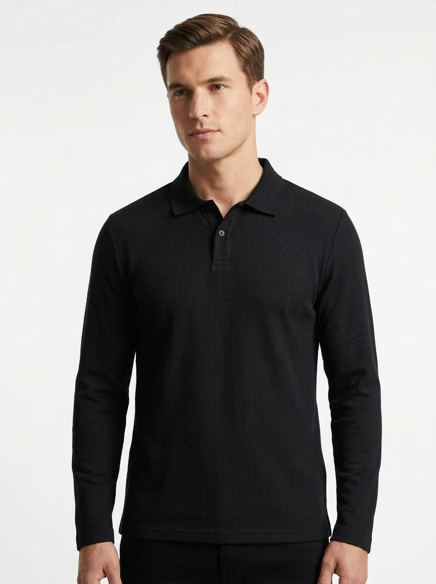 GOLA POLO CASUAL ML EM MALHA INGLESA C/ PLAQUINHA SKYLER APLICADA NAS COSTAS