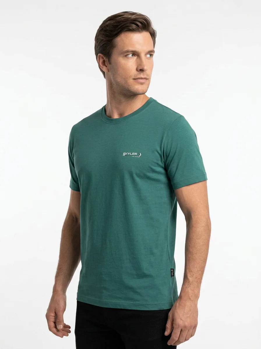 T-SHIRT CASUAL EM VISCOSE C/ ELASTANO E ESTAMPA FOCUS ON YOURSELF