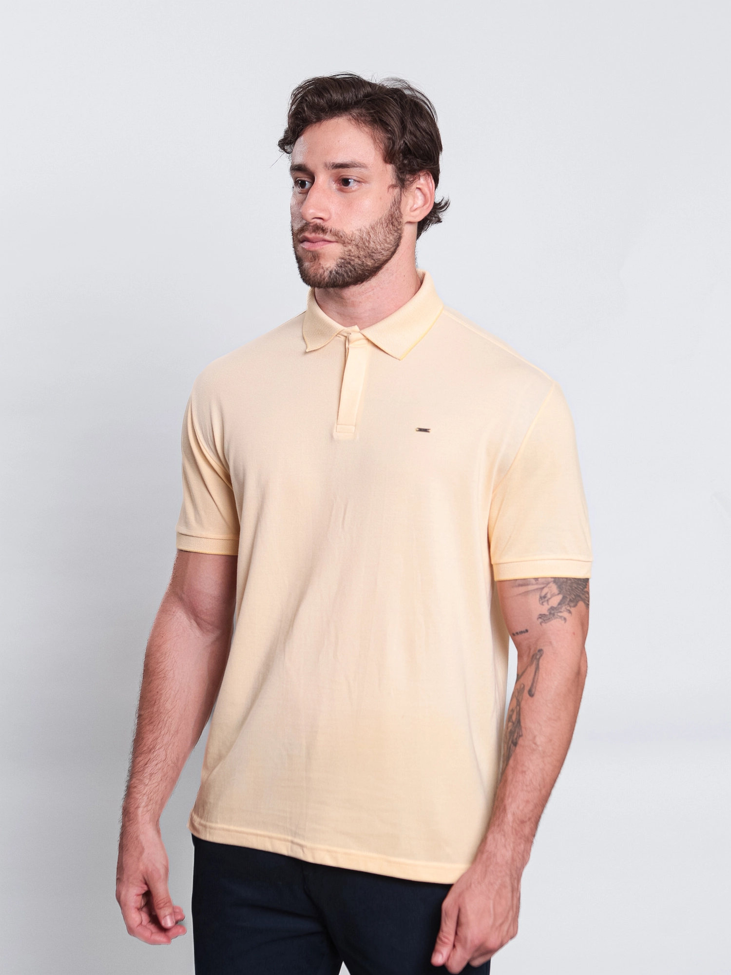 GOLA POLO CASUAL EM MALHA BINADA C/ PLAQUINHA SKYLER